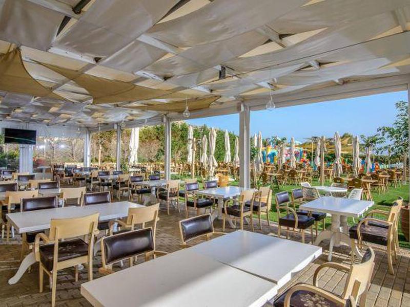 6415237EE44472240F9FCDC197D9682F