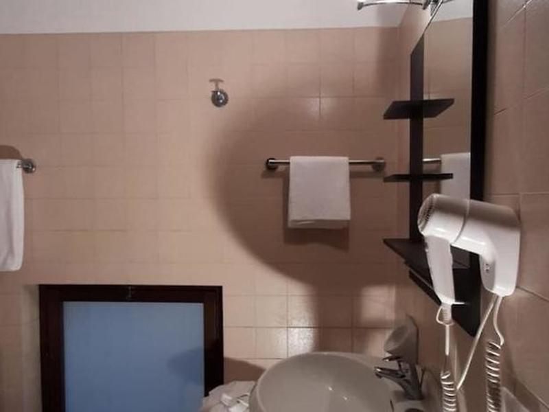 1261203F84801BFAAC84EC5D9BE413AC