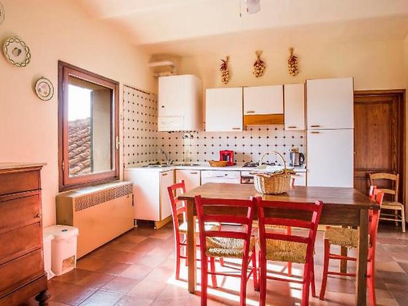 263729E853288A0B36F6672A25C22907