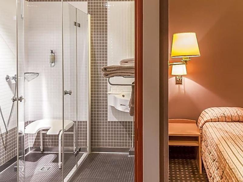 49C031A2E533D011869426A40F041C6D