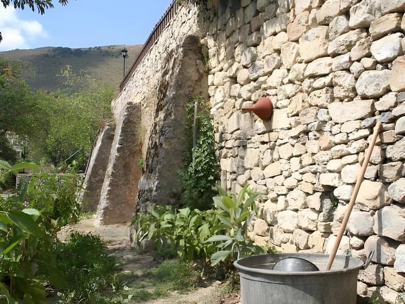 1ECA9A700720D2E7A7E04F4AEB8C65A5