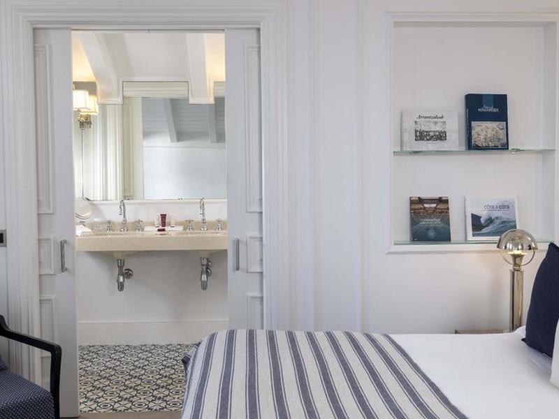 24D8B5400C6238E00EA4E2E44799C603