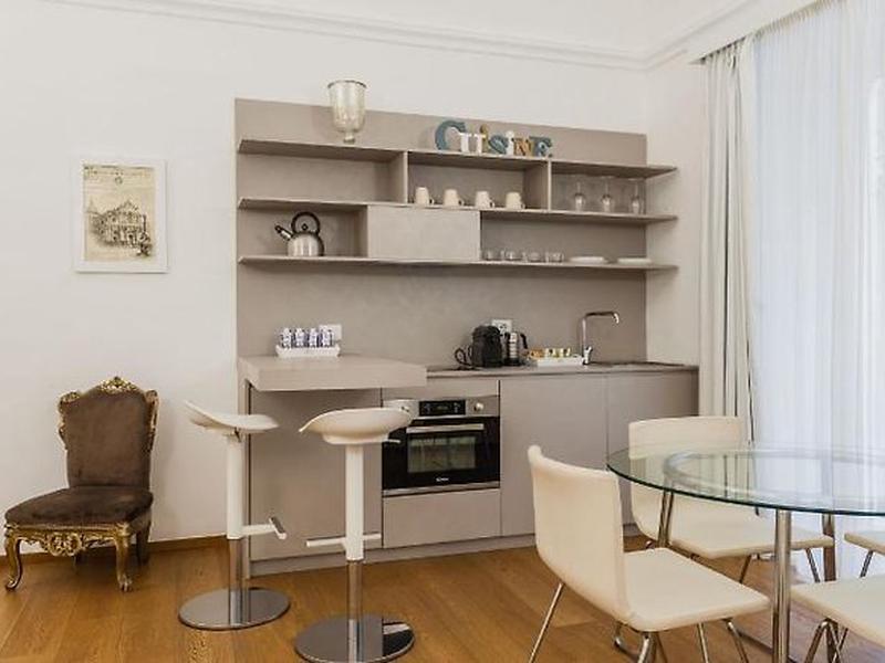 CF8476E01DAE9164D541D4572F851370