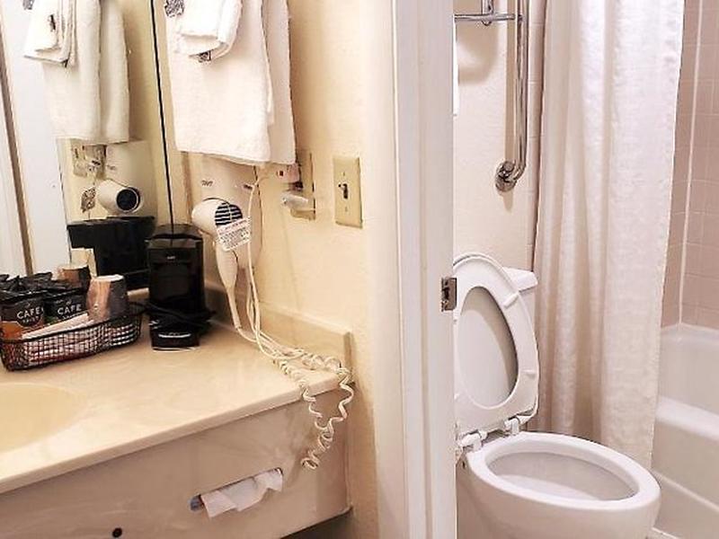 7EC81007CC6E99CCB0C5043BB76D36F2