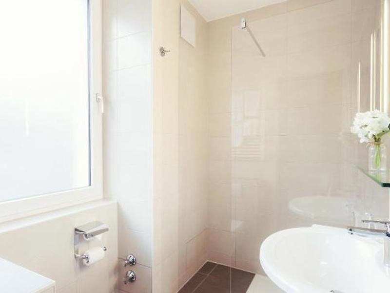 EF495C68377A842983D715215926DA02