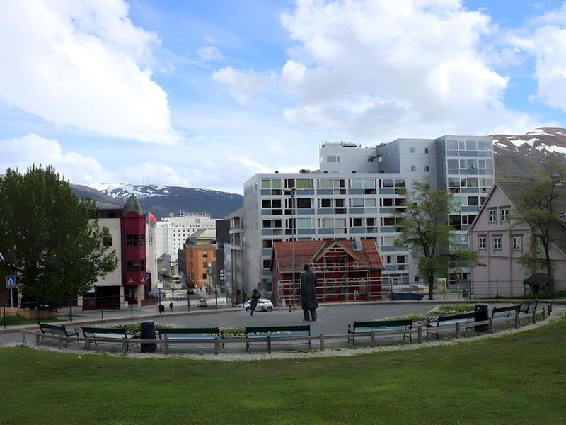 18D2845CF0D8497EA61E17556C826491