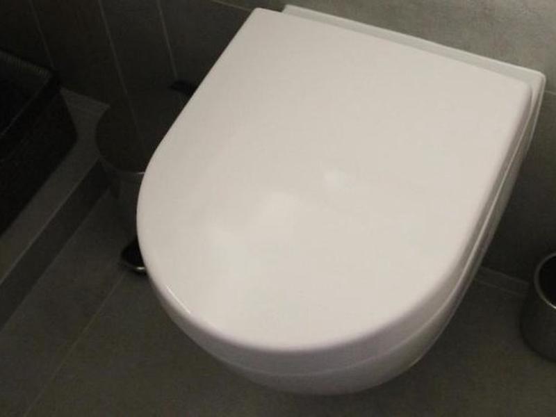 DDE9DDCEF22D4034A8C6A5AB7C36B974