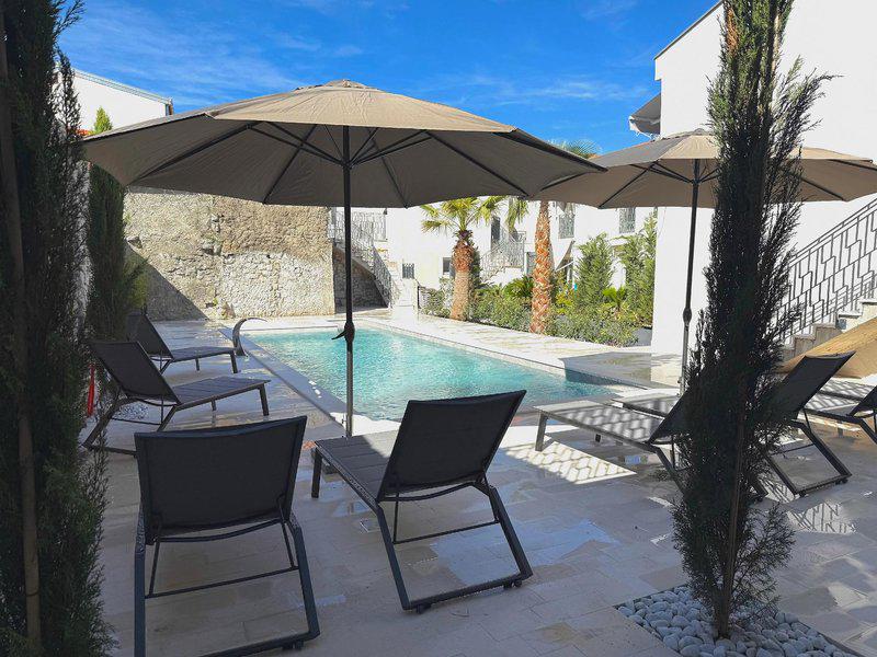 87692139F95E9DA50E628DD0923B1FAC