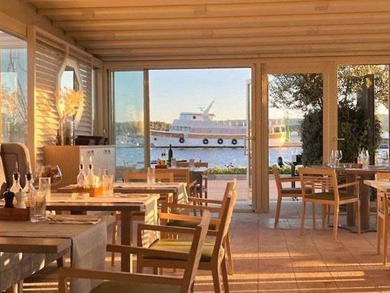 F6129BF276107E3BA925C68D3845D9C9