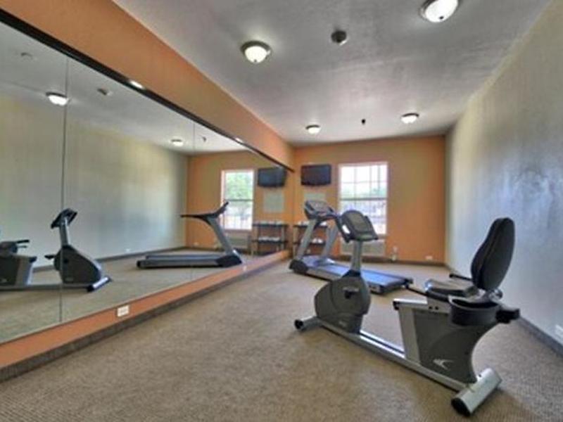 85C603034A7C99C636FF829D7F51918A