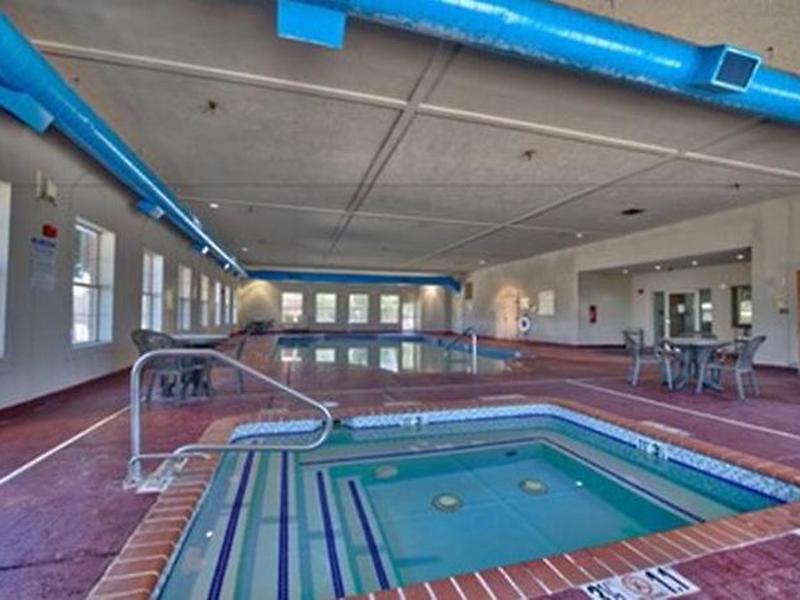 2A73DAA8D2511E0BF07D483FA89B99F7