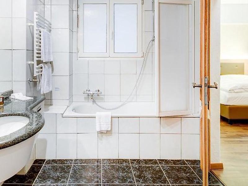 F4B7FA5CD931E31E783622A862430E8E