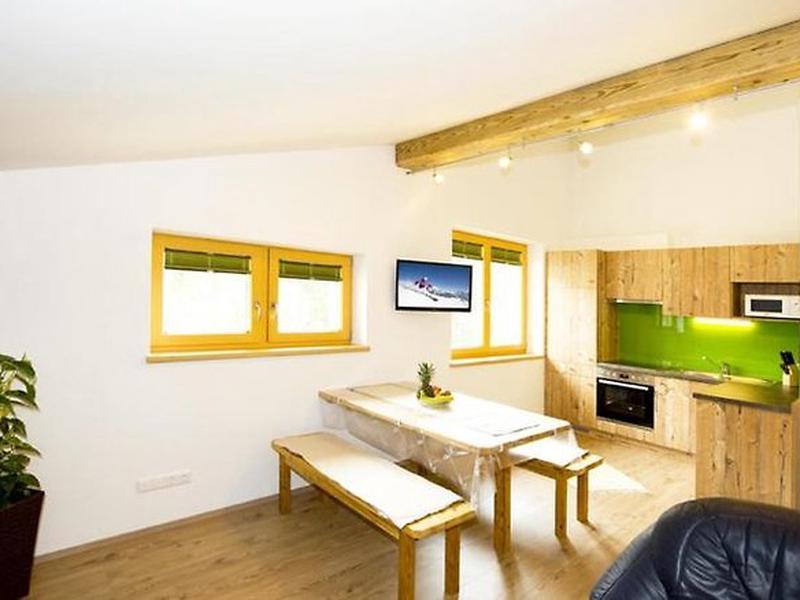 49578B1C9BADCB4428993958A0E86001