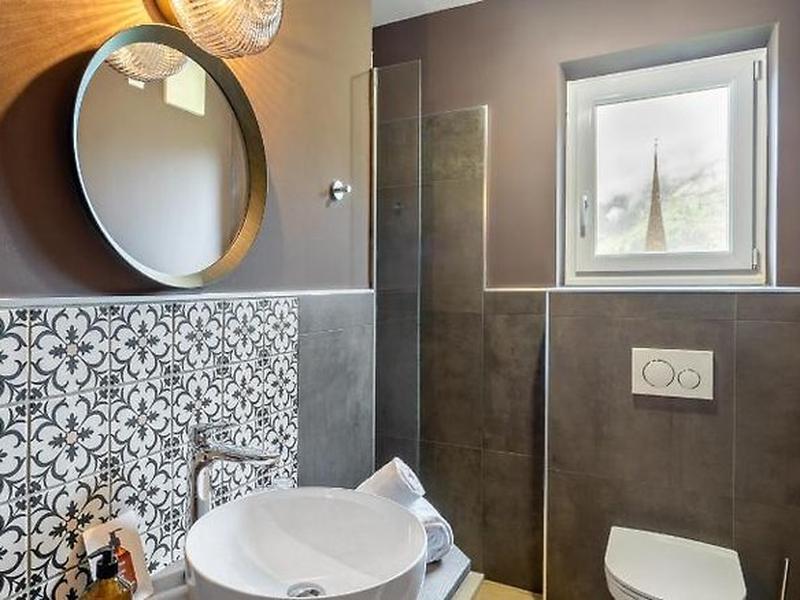 DD83760C7B19A761D560EEE988B6D893