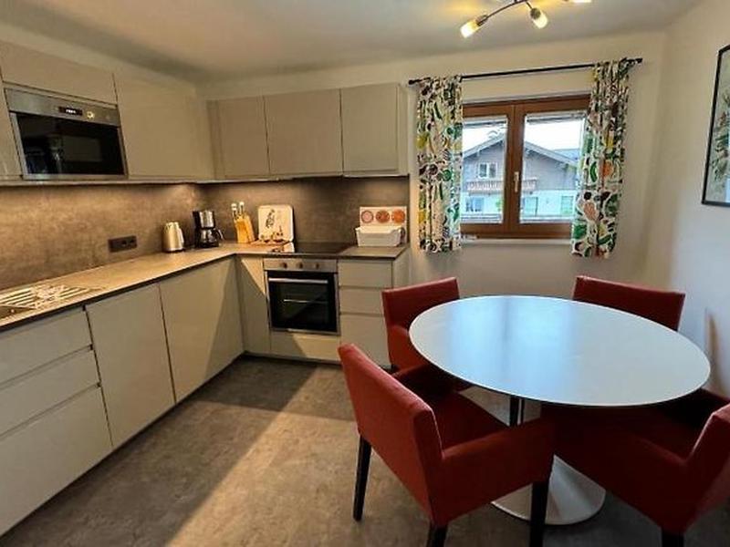 63DDEBF35301FE868325009FE1C627F4