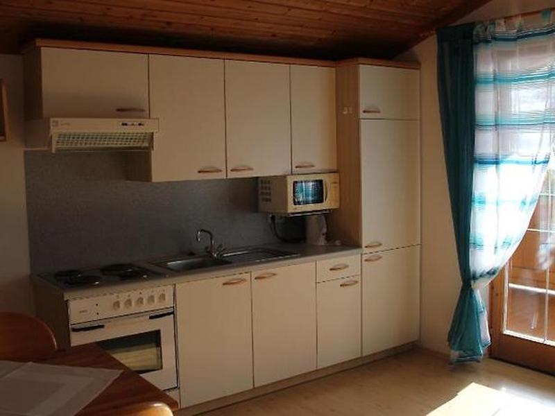 A580FDEC4FFD650FD50C33BB48BB4C24