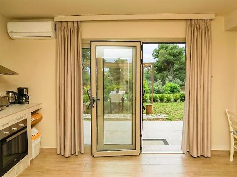 07DC4695E904BC49616455E5BDB782C4