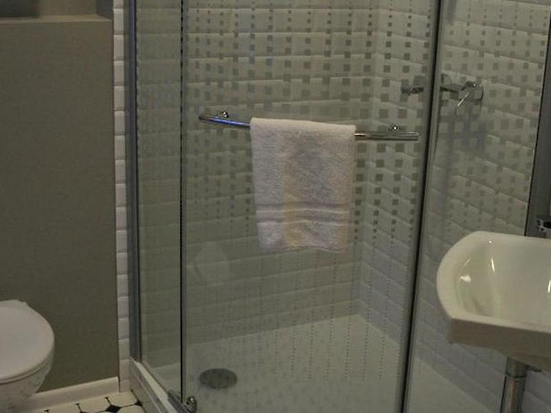 ED37348CC1666E2B0E3F7A31E058351C