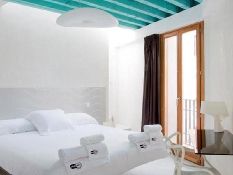 C64D17F8912F3DB5E95444453982A4C9