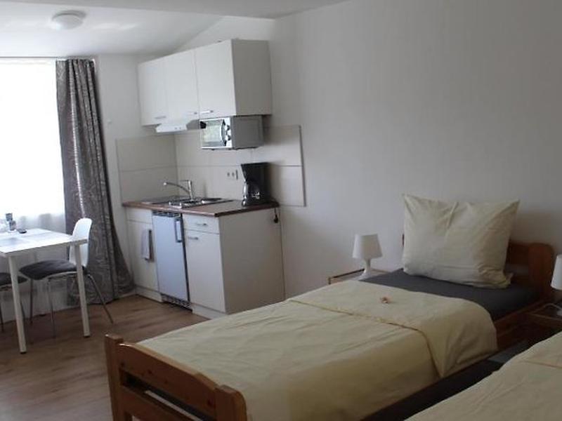 AFF1061C44A8A21DA4BD0CF02856B1F6