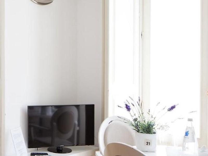 D9A6EAE00E84466F9459706F8BEC75F2