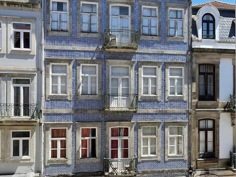 62BDAD61CA4AD8C154083D49164F32D1