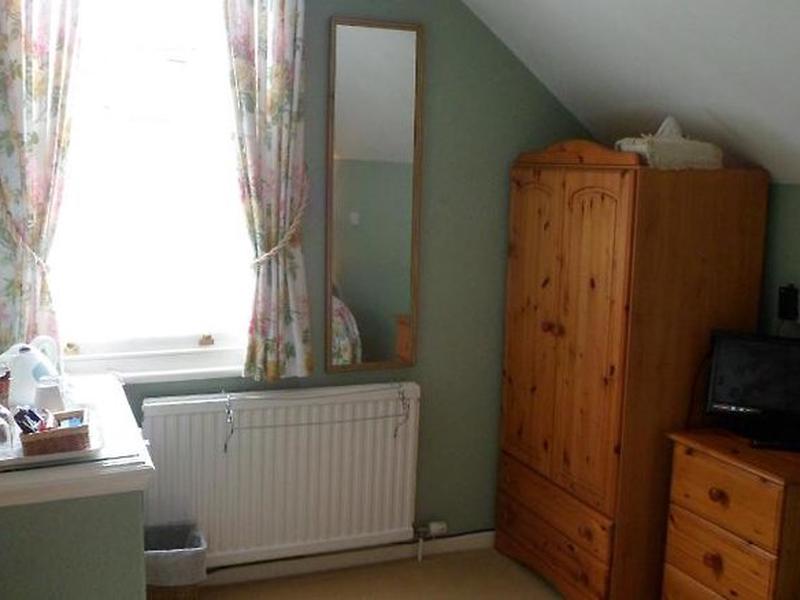 C4A5871121B09FB215BC2C9E131C0919