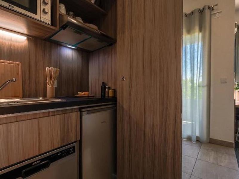 36FEF7C83F7C0029E561C8C5B3576CDE