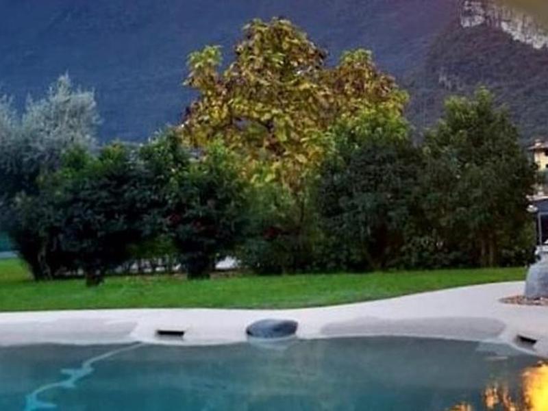 1F0F092448E29D44697F27FEAB9AD988