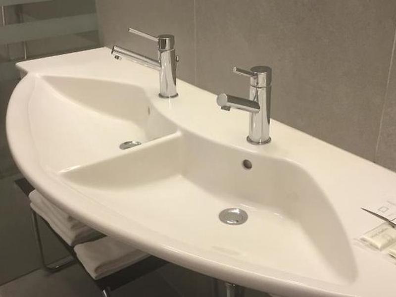 01D138E7712E3E711D4277433E72D632