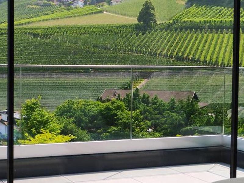 75C4DF923CEC404A0D3C89A5F015E1D1