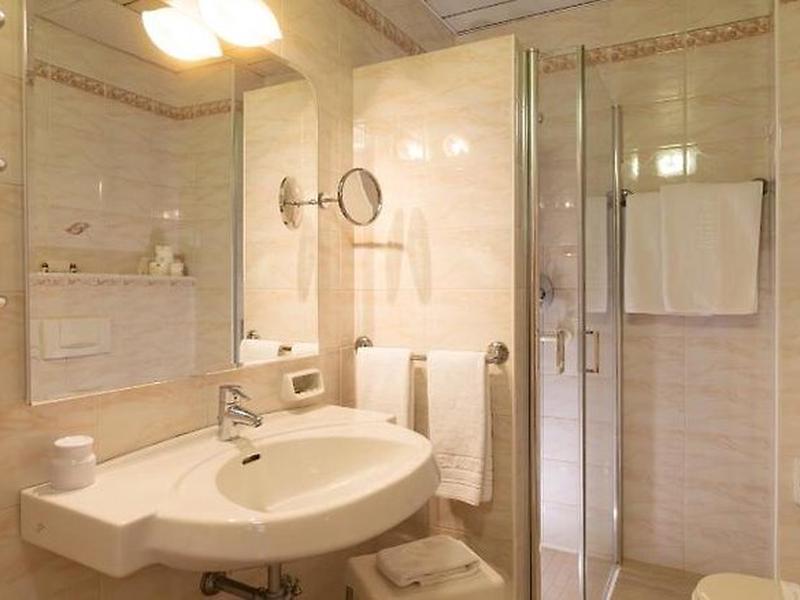 2D49EEB052EB3D3B60C0523C1602D42D