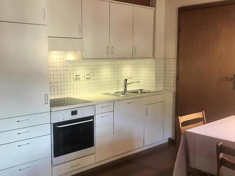 7E0AF4D1C943E478B81A55BAA3EE0454