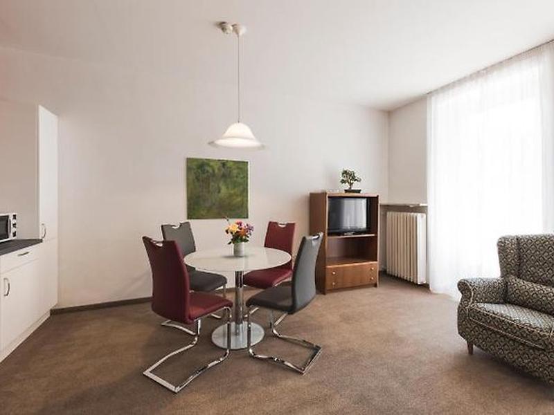 A9550088AB47FBE8CFDA308533F59B3C