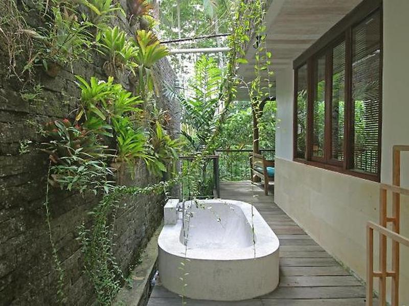 7583D1D9BF6E05F5AD2388FE134CC461