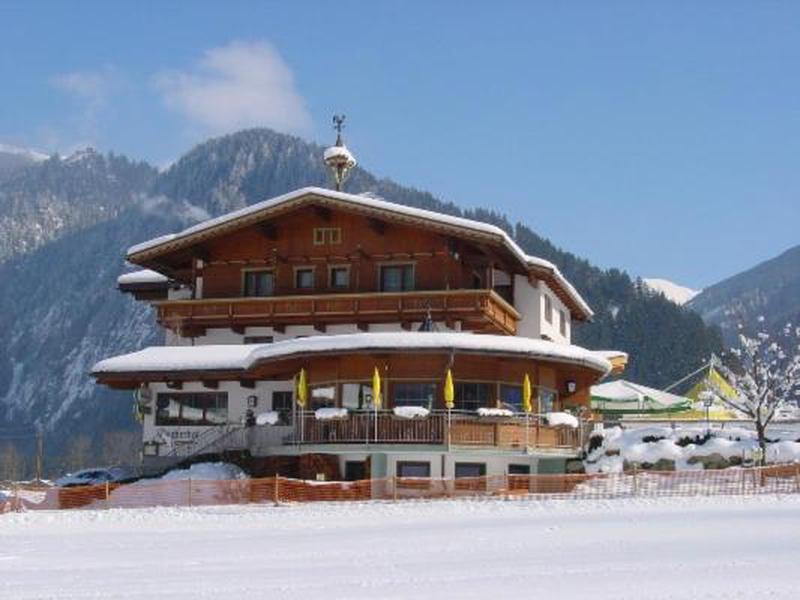 BF81D0F2D6E05798415D2837F55F70BE