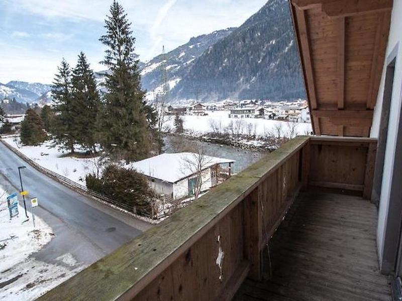 8CCAE9BDA9C626626F5D6ED159FA7D4E