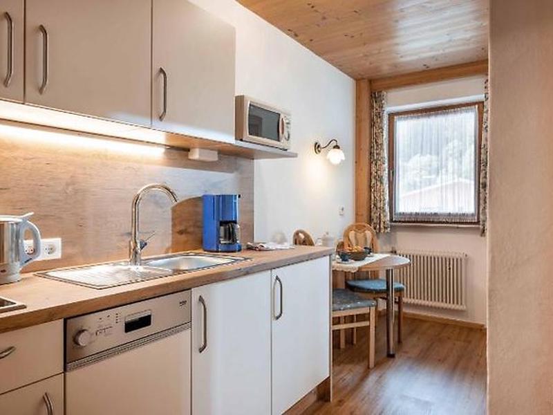 31EFDBE7F7C08DD0B97D941005B07C03