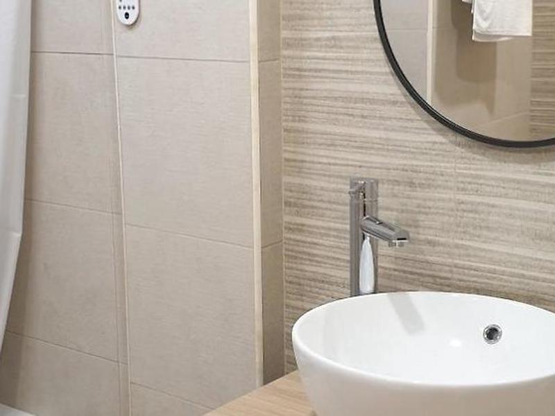 2C3EA7A1C03A2AAF0452019E045E1D8B