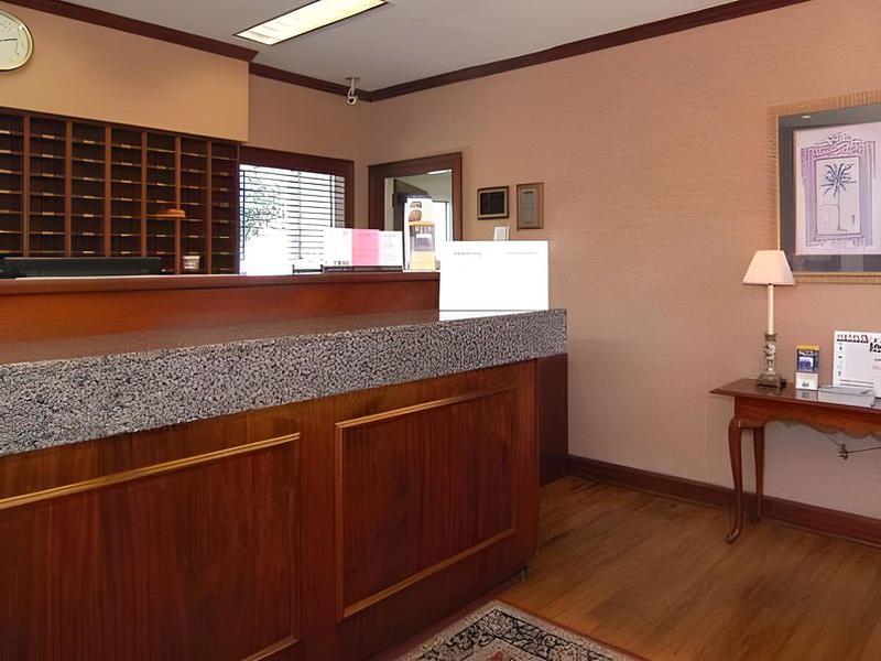 DEB1E4C1D0921B55B8C04F0824E8A106