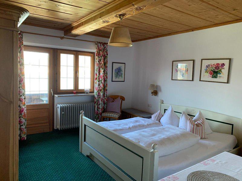 68E39E5EF118F2FAF15A237F19A45ADB