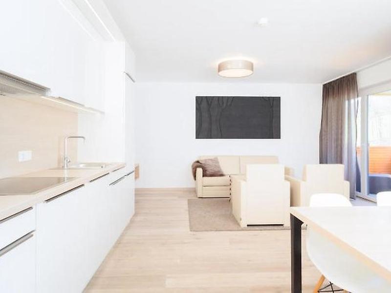 FC455953F4C95AB7F6F597AA195E036E