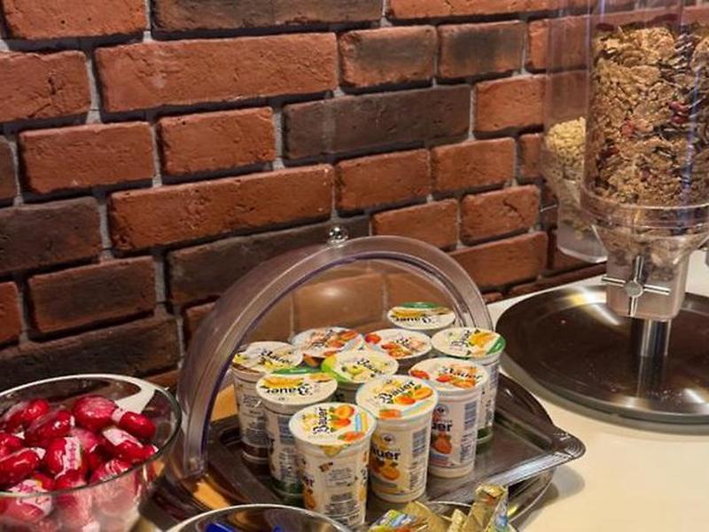 CC38224136E2FCF46116ADAC102E6D95