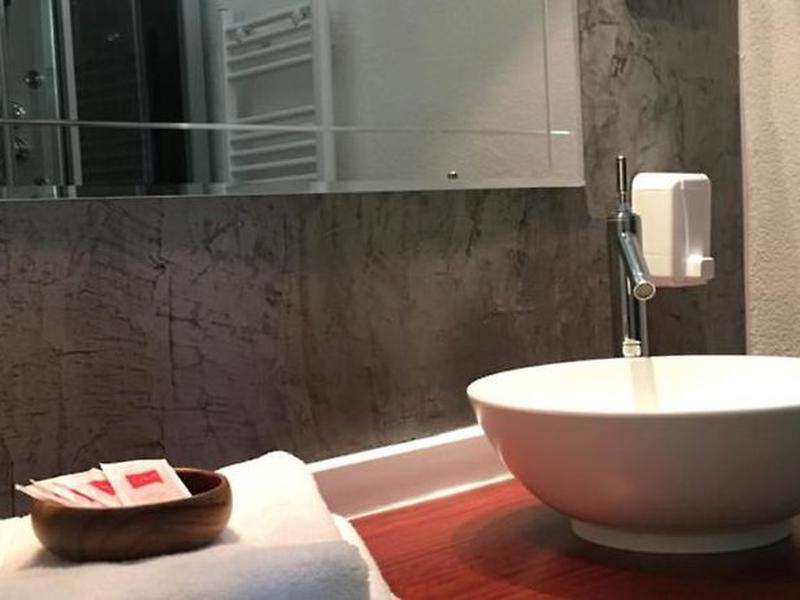 2724B27CD810DFB29DD97229E75311A6