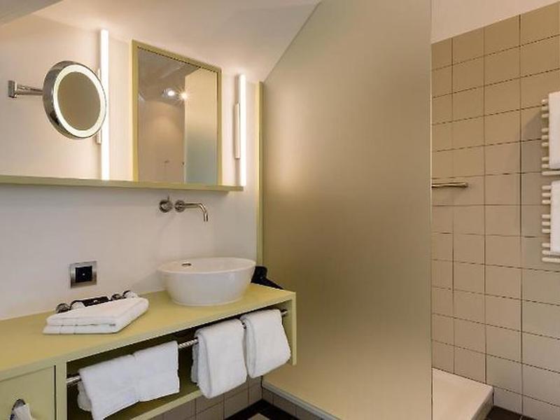 5A70FA14F445615A656E9F8713FA6CF1