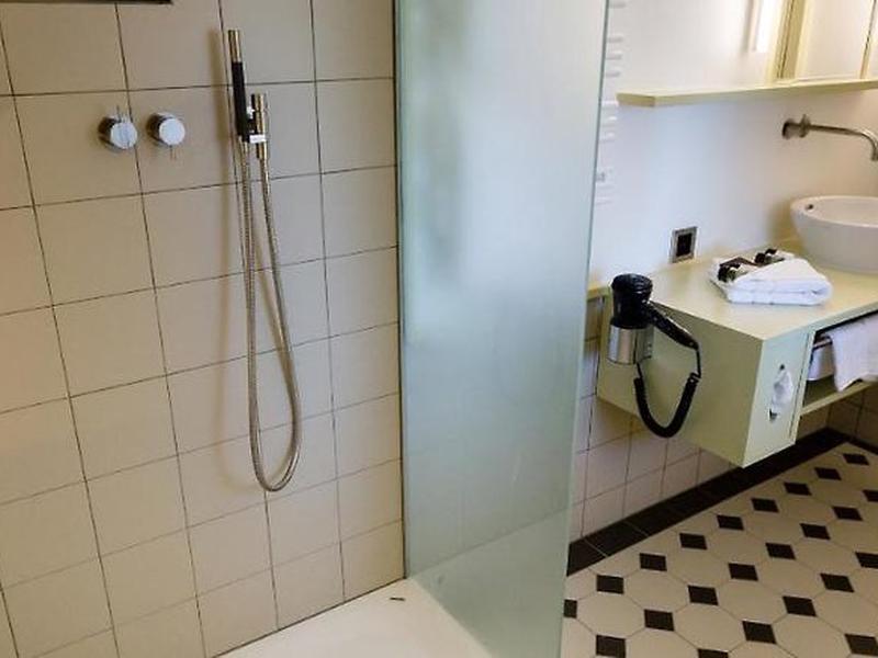 1622A1771C97FE14A839374D2692831F