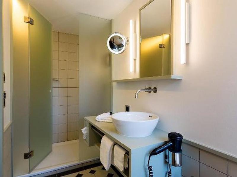 90425873266BE3B7CA5868AE83C4065B