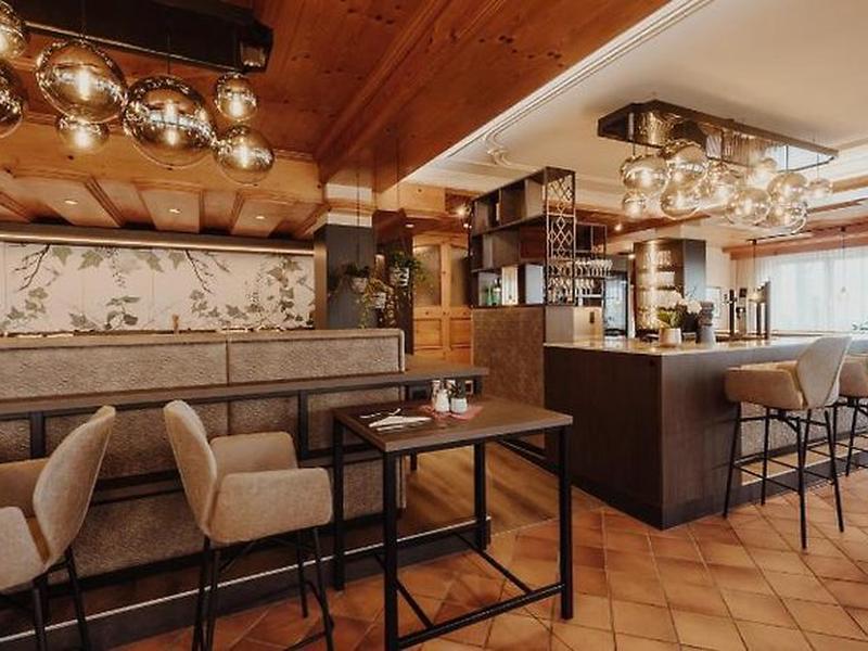 BD072A55F36DF0CE9DC26F4571CB00AA