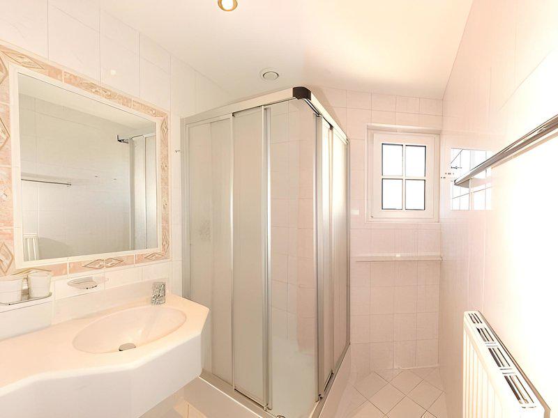 259B0AEF93C3990DB26F5703F337A2E7