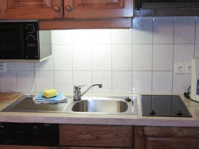 D418099675CDA7D62DE8DE3EF62E598F